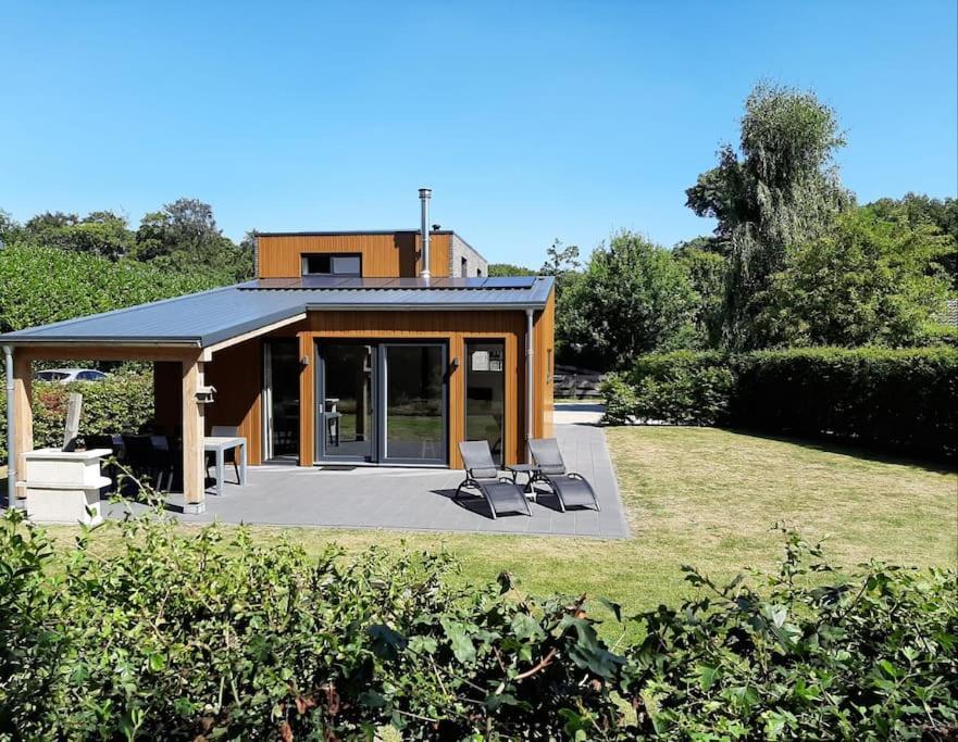 Vakantiehuis Eikzicht Gelegen Aan Het Bos Elsloo  Extérieur photo